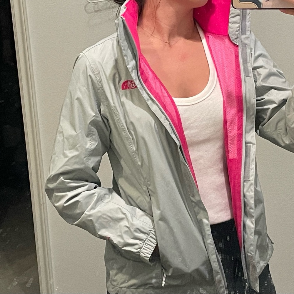 The North Face Pink Grey Ribbon Resolve Jacket Women's - Picture 15 of 15